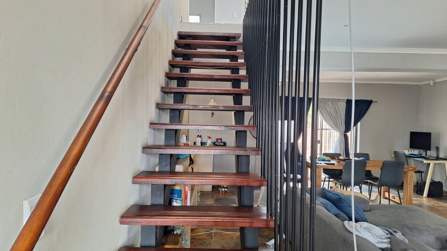 4 Bedroom Property for Sale in Humerail Eastern Cape